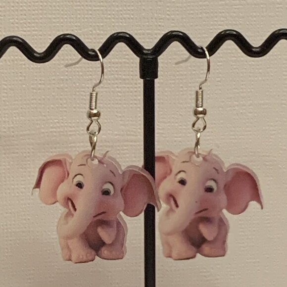 Elephant Earring, Elephant Jewelry, Gift Idea, Teacher Earring, Silly Earring - Picture 3 of 4
